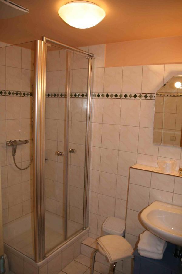Albertus Paris Aparthotel Hamburg-Harburg Buitenkant foto